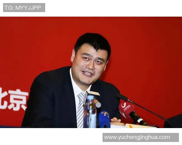 姚明球迷多么热情洋溢他们对篮球的热爱和对姚明的崇拜令人感动不已 姚明球迷多么热情洋溢他们对篮球的热爱和对姚明的崇拜令人感动不已